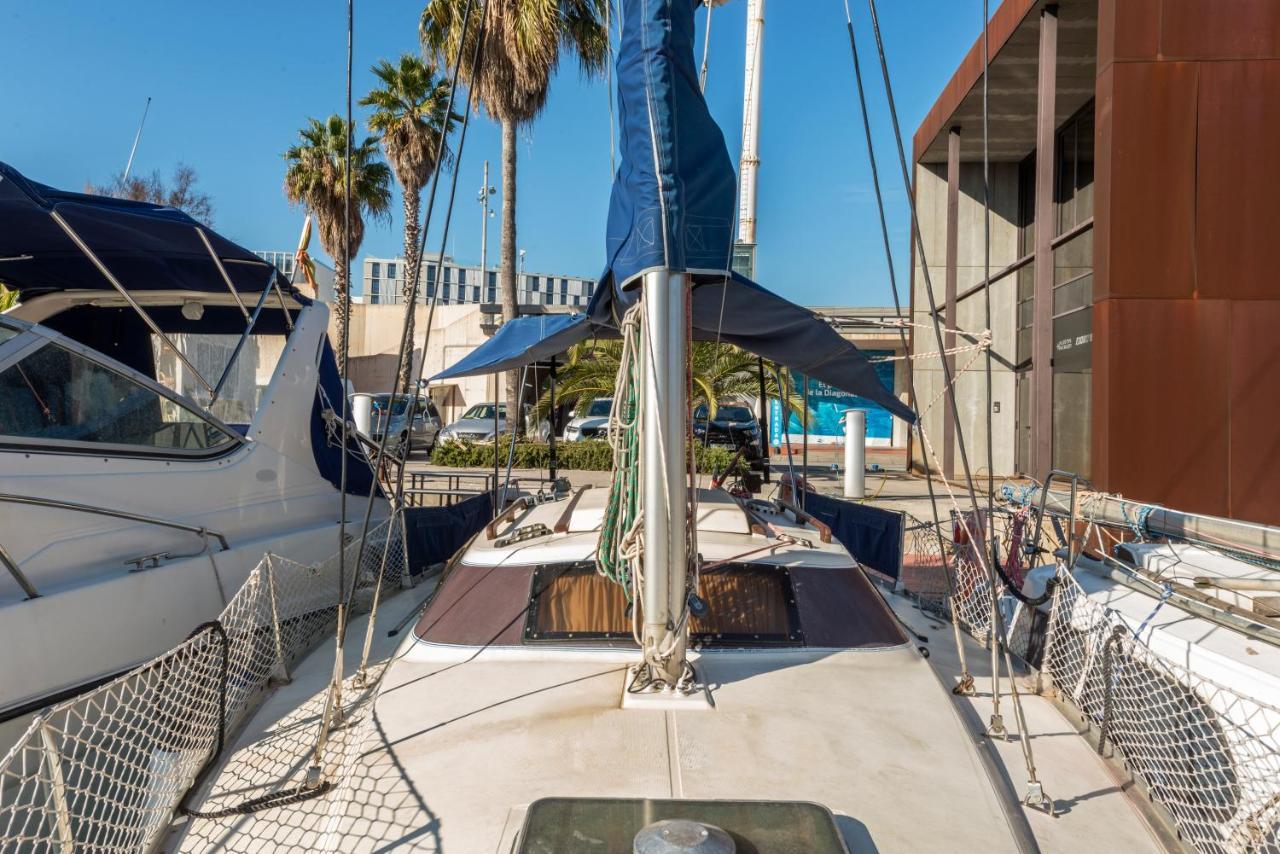 Pequeno Velero En Port Forum Ideal Para Backpackers Sant Adrià de Besòs Exterior foto